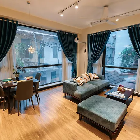 High-Ser Apt W Greenview, Projector And 2Br Incenter - So Warmly And Spacious